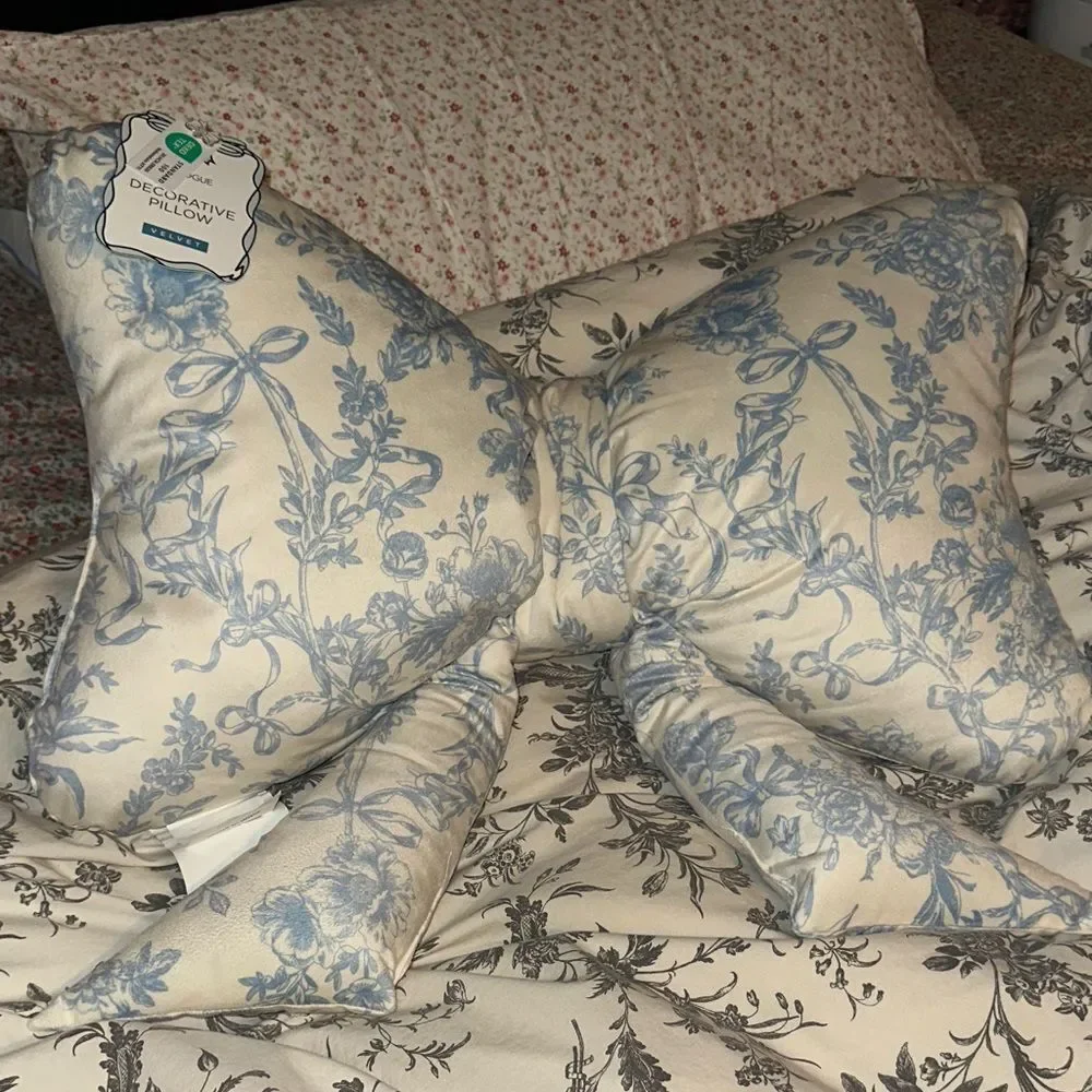 Preppy Cottage core Decorative Bow Pillow